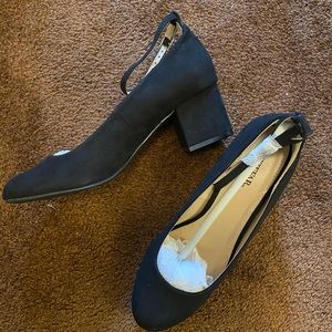 Justfab Black block heel Pump size 8